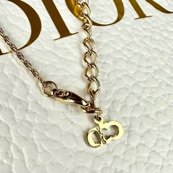Christian Dior Necklace with rhinestone heart "CD" pendant GREAT GIFT! - Picture 5 of 7